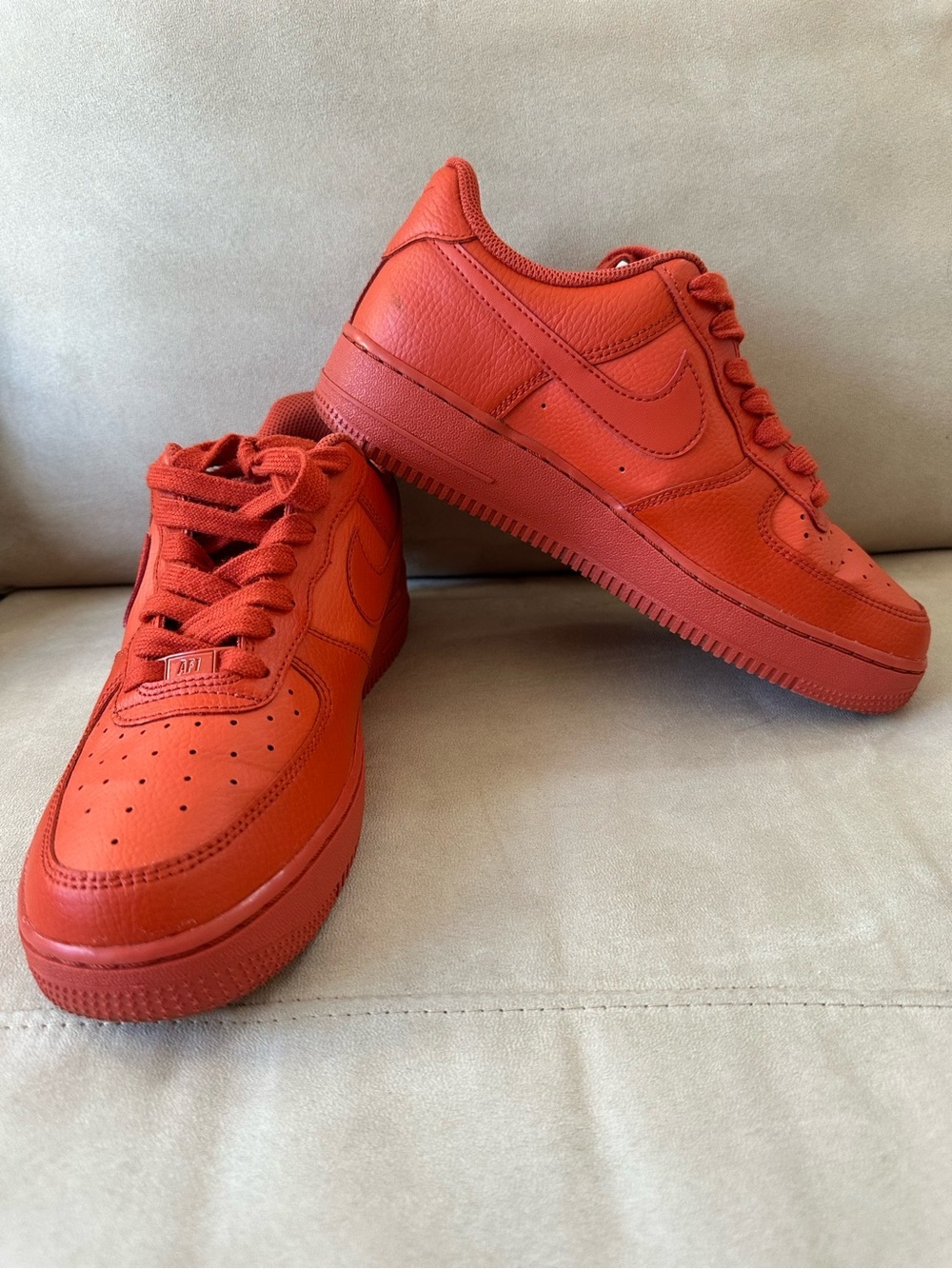 Nike Air Force 1 - Triple Orange - DZ4442-800 – Size Women’s 8 - EUC